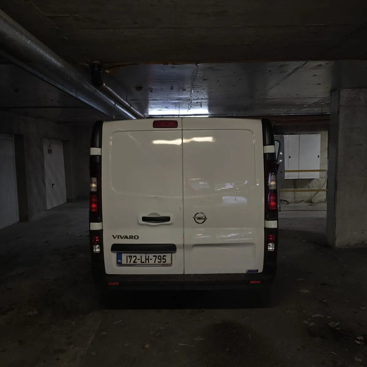 Opel Vivaro 2017 - Image 2