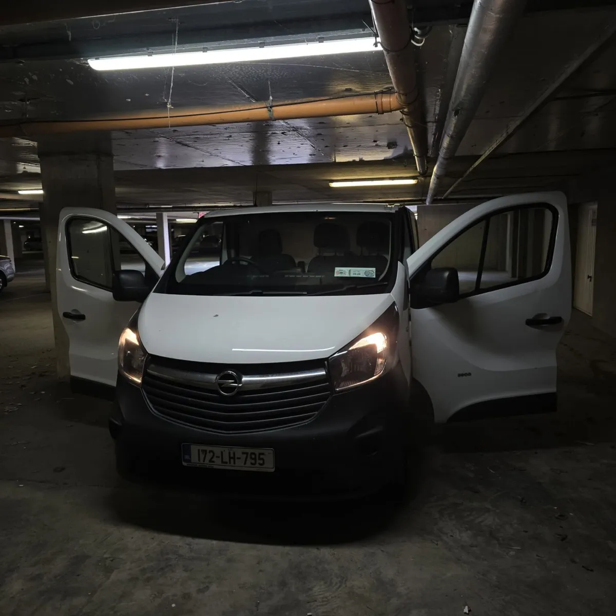 Opel Vivaro 2017 - Image 3