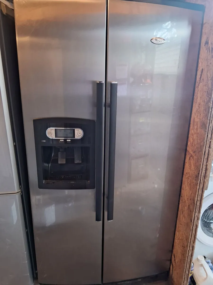 AMERICAN FRIDGE AND FREEZER FULL FROST FREE - Image 1