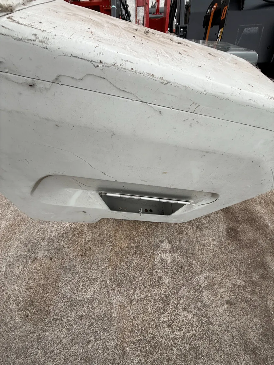 Massey Ferguson 135 Right Side Fender Kit - Image 2