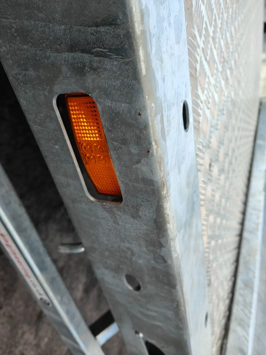 Beavertail trailer 14 & 16ft (DSE) - Image 2