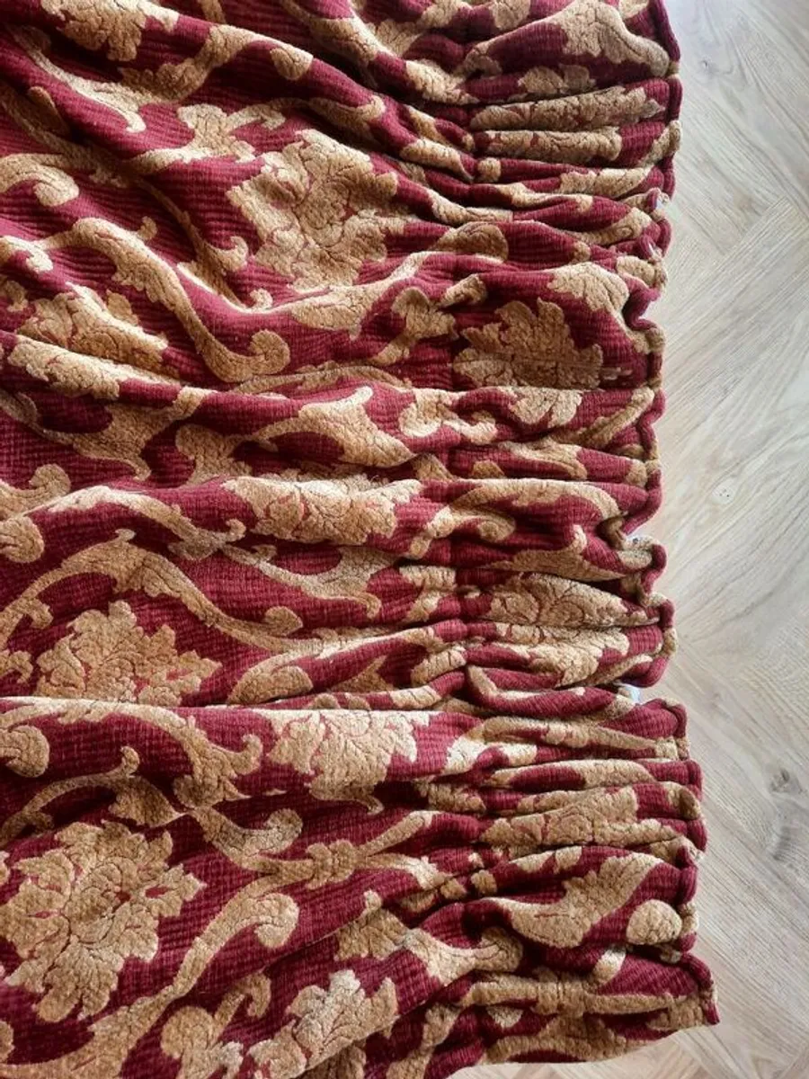 Curtains ( 1 pair) - Image 4