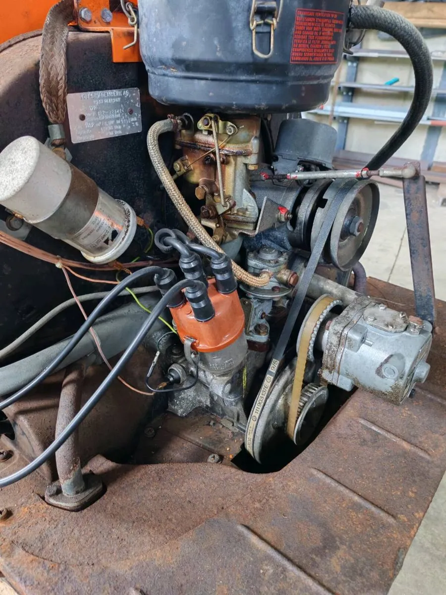 VW three cylinder engine - Image 1