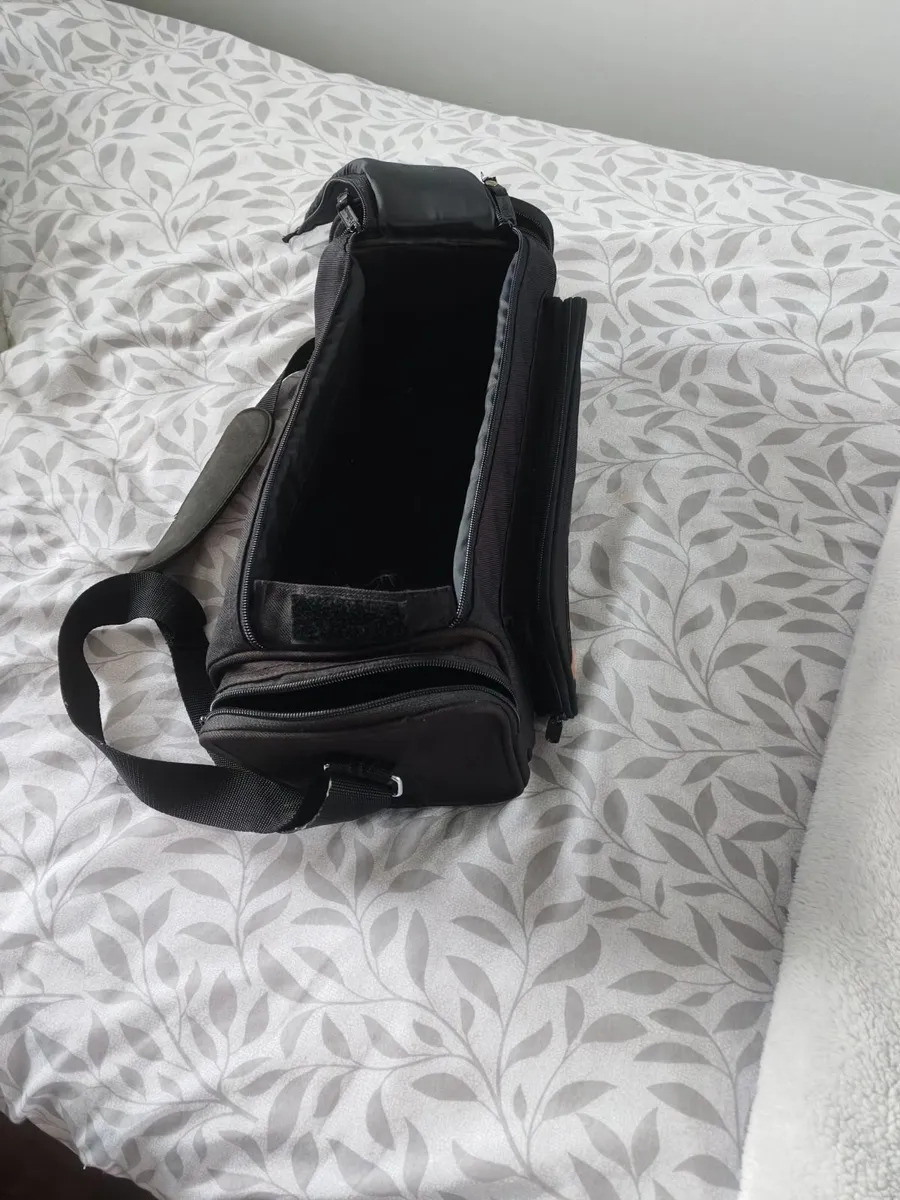 Camera bag - Image 3