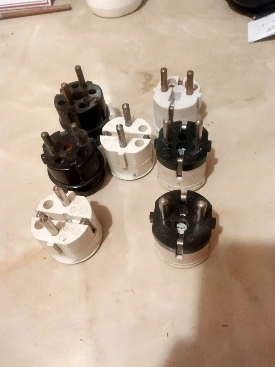 7. Vintage Bakelite 2 round pin plugs - Image 1