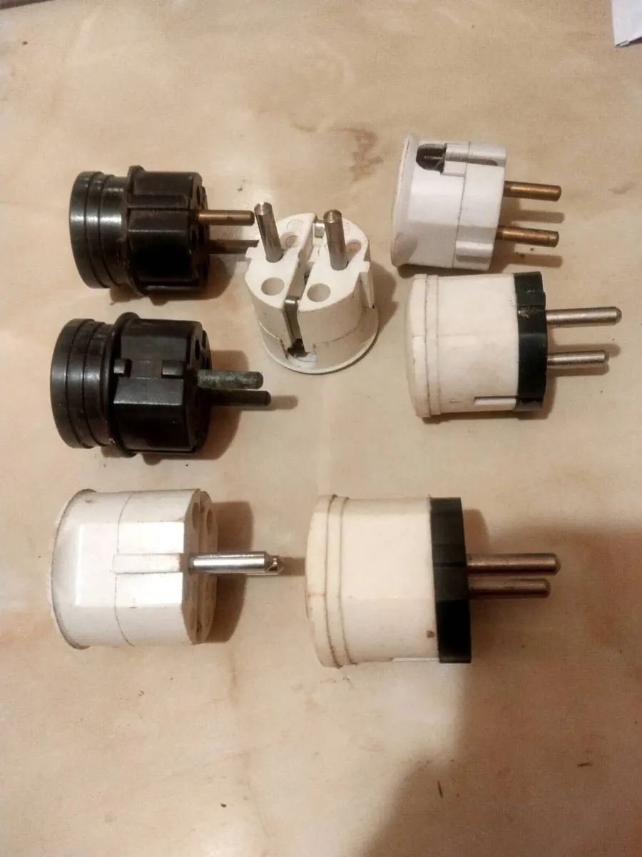 7. Vintage Bakelite 2 round pin plugs - Image 2