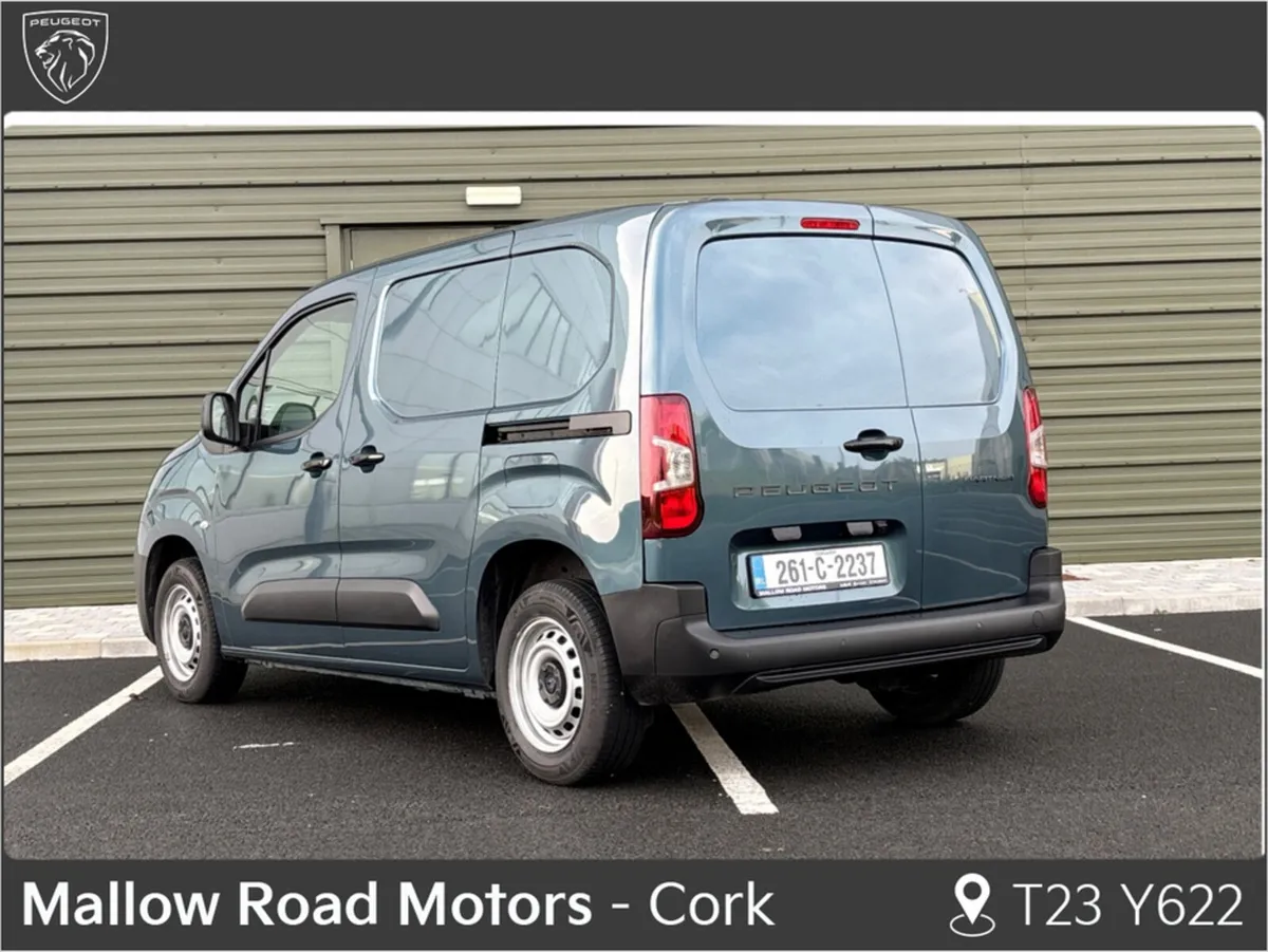 Peugeot Partner Professional Plus	1.5 BlueHDi 100b - Image 3