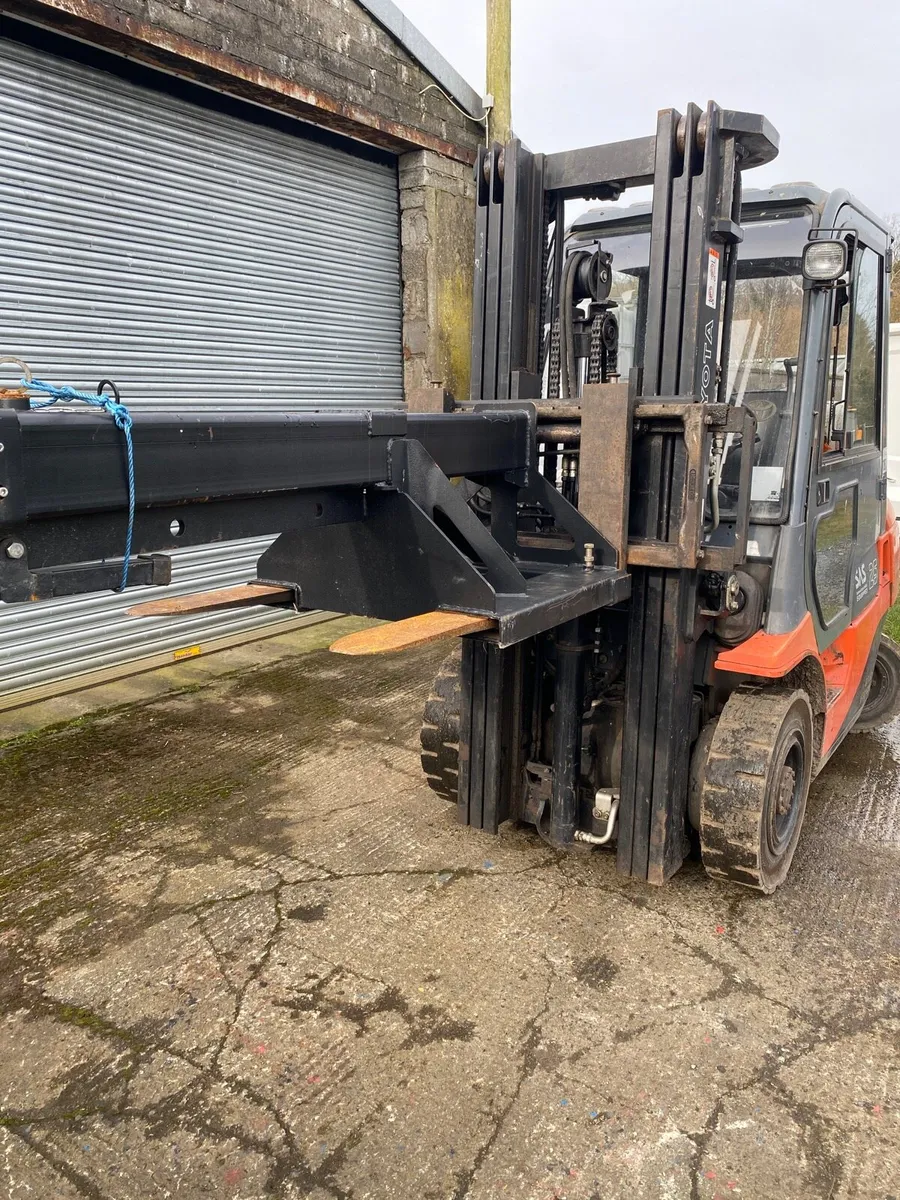 Toyota Forklift - Image 2