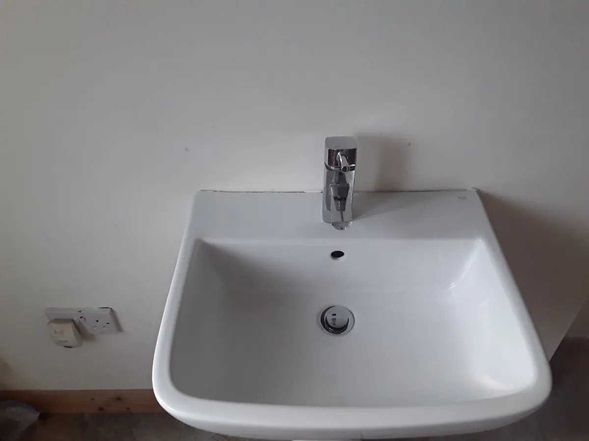 Sink pedestal mixed tap - Image 2