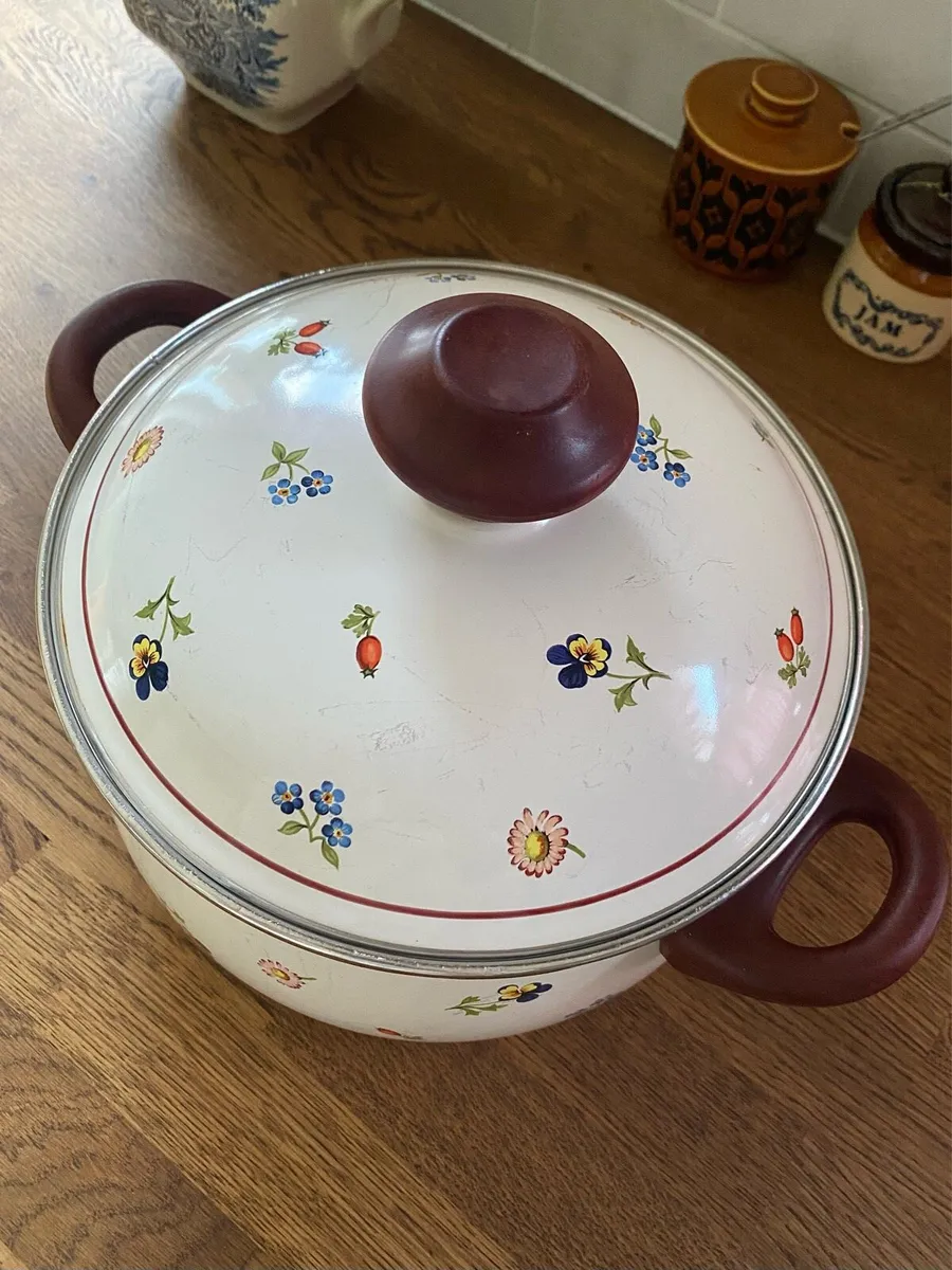Vintage Villeroy & Boch Petite Fleur Pot - Image 3