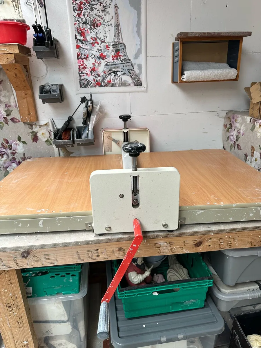 30” tabletop slab roller