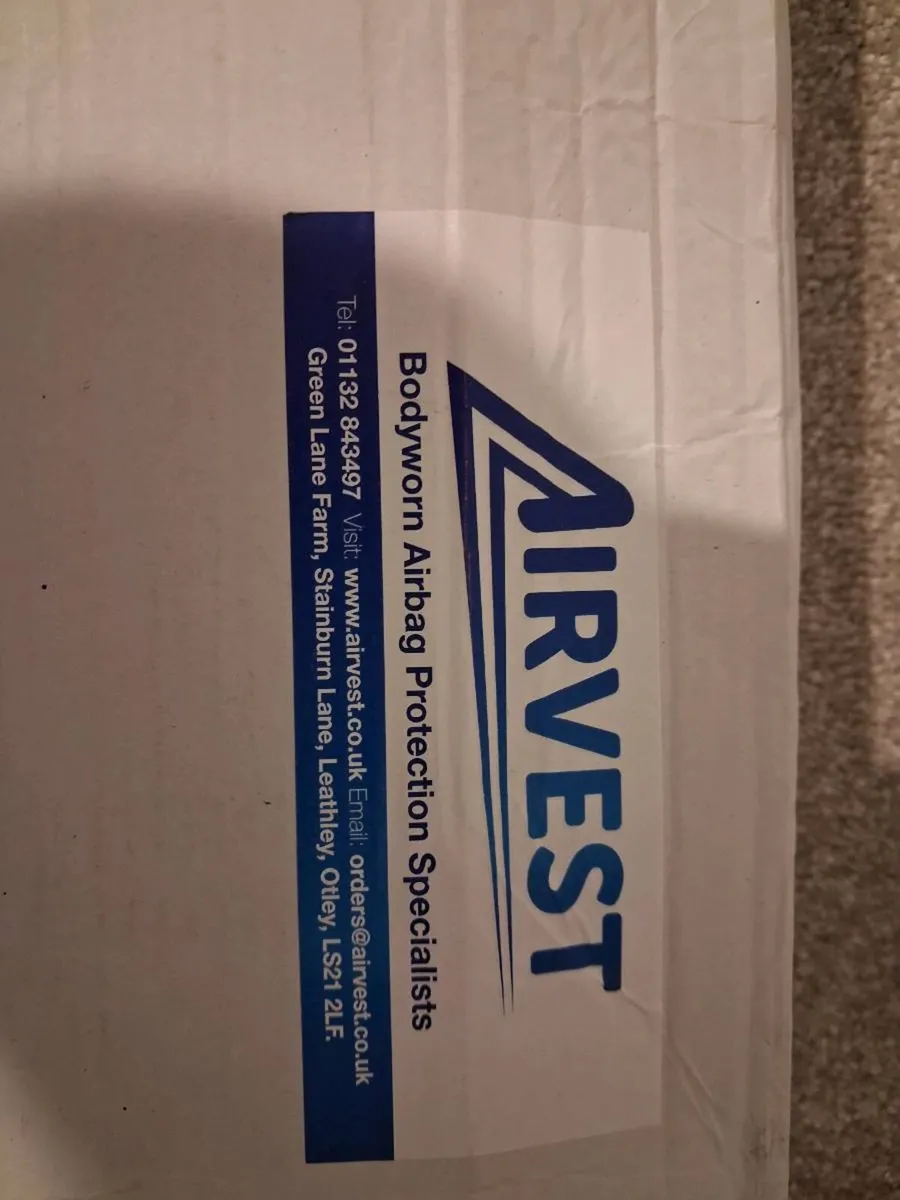 Helite Turtle 2 air vest - Image 4