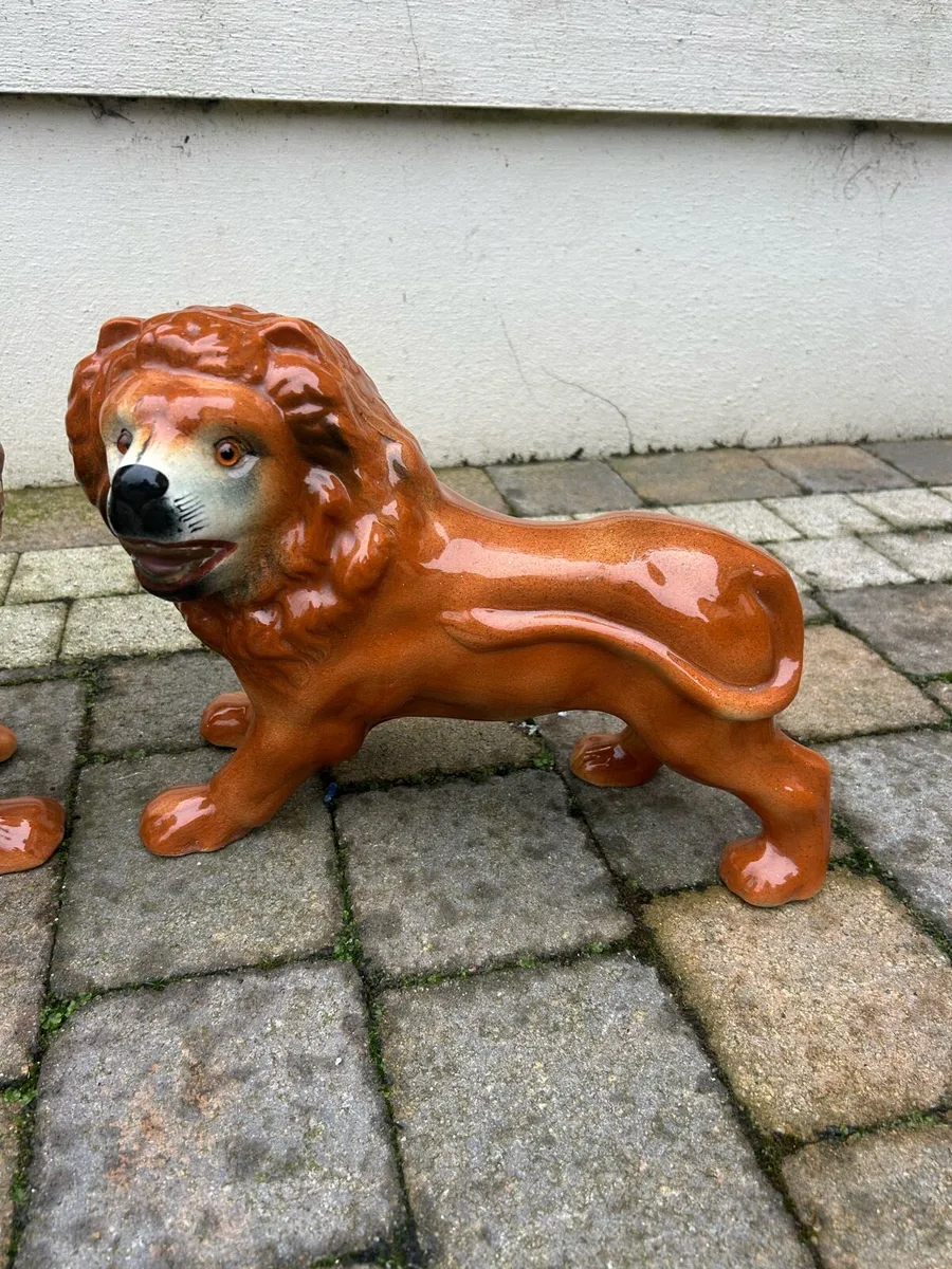 Antique Staffordshire lions x 2 - Image 3