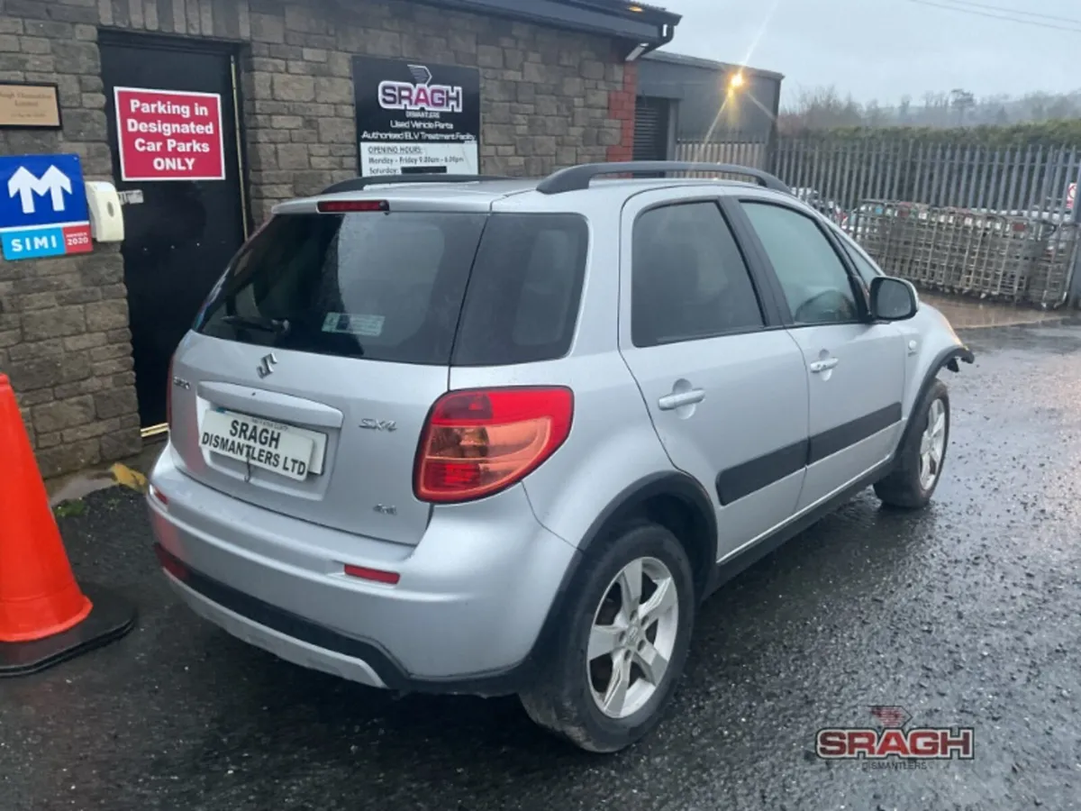 SUZUKI COLLECTON - Image 4