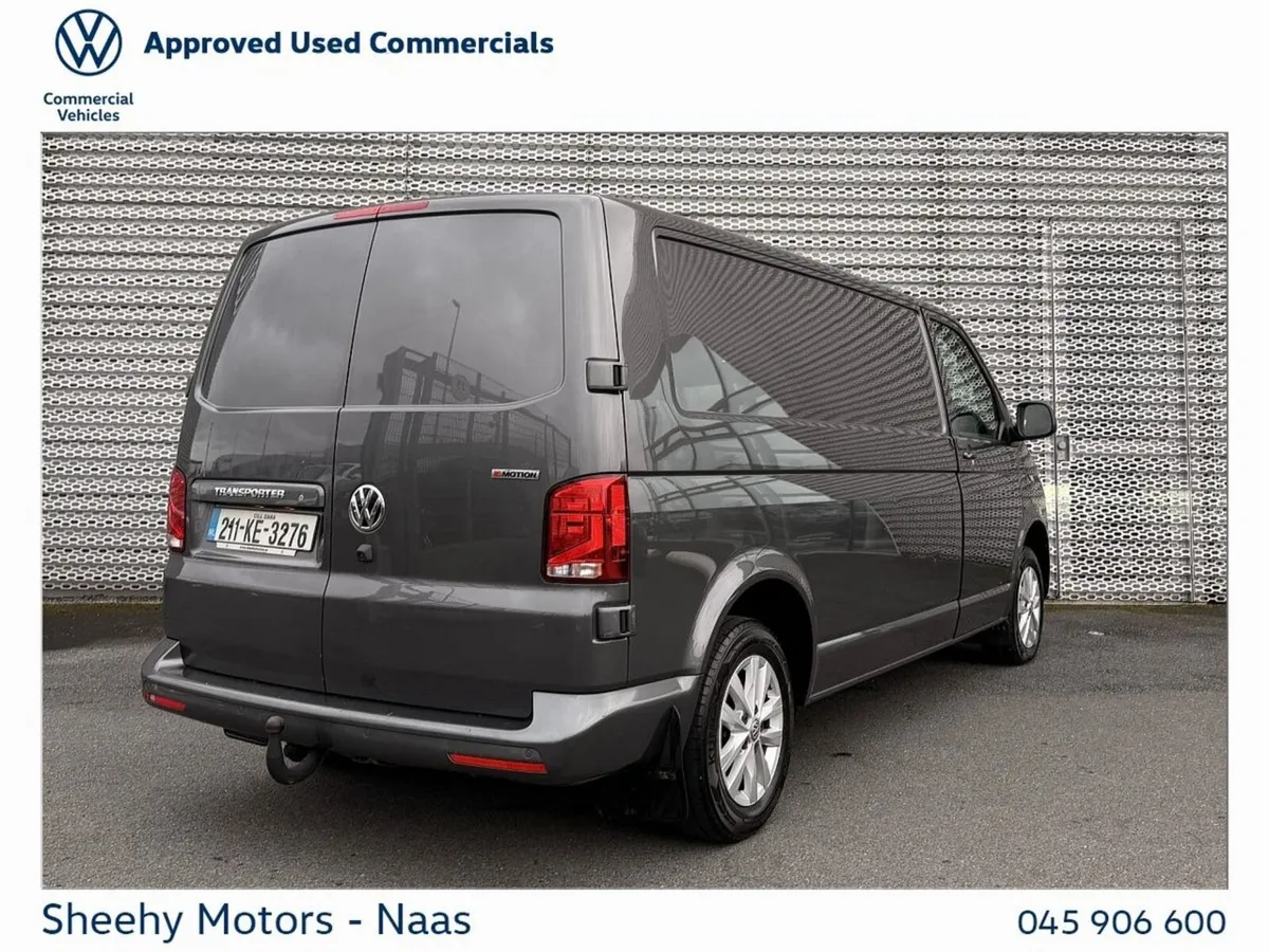 Volkswagen Transporter T6 HIGHLINE 150HP A7A AUTO - Image 3