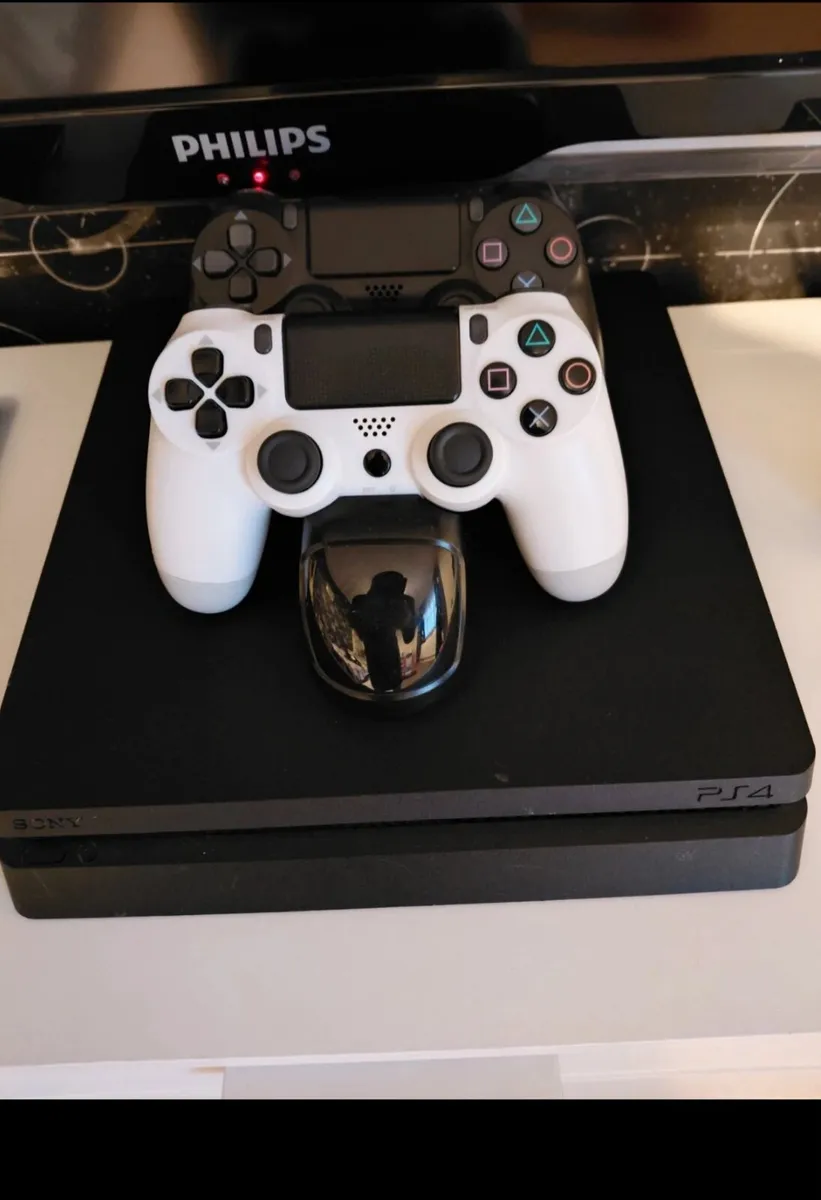 Ps4 slim 500gb - Image 1