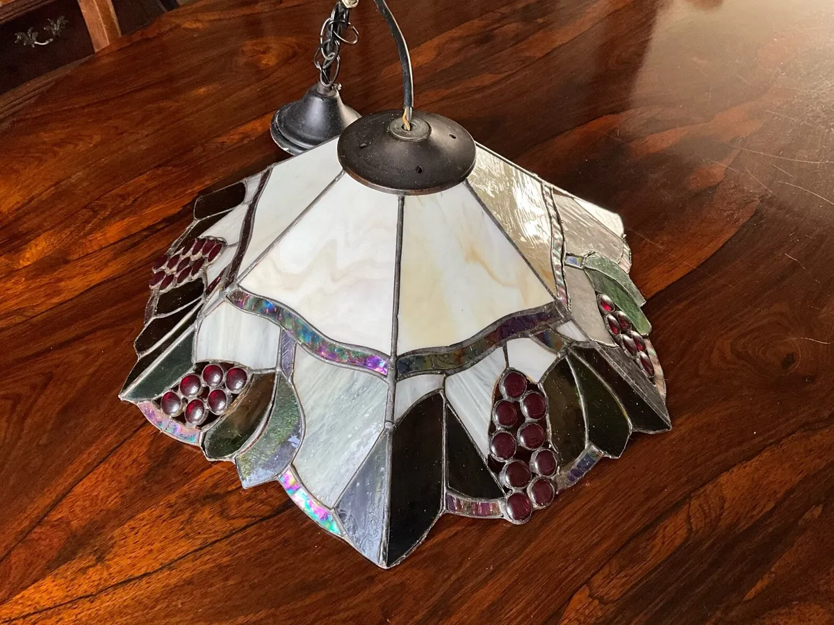 Large TIFFANY Style 18 inch Ceiling Pendant Light - Image 2