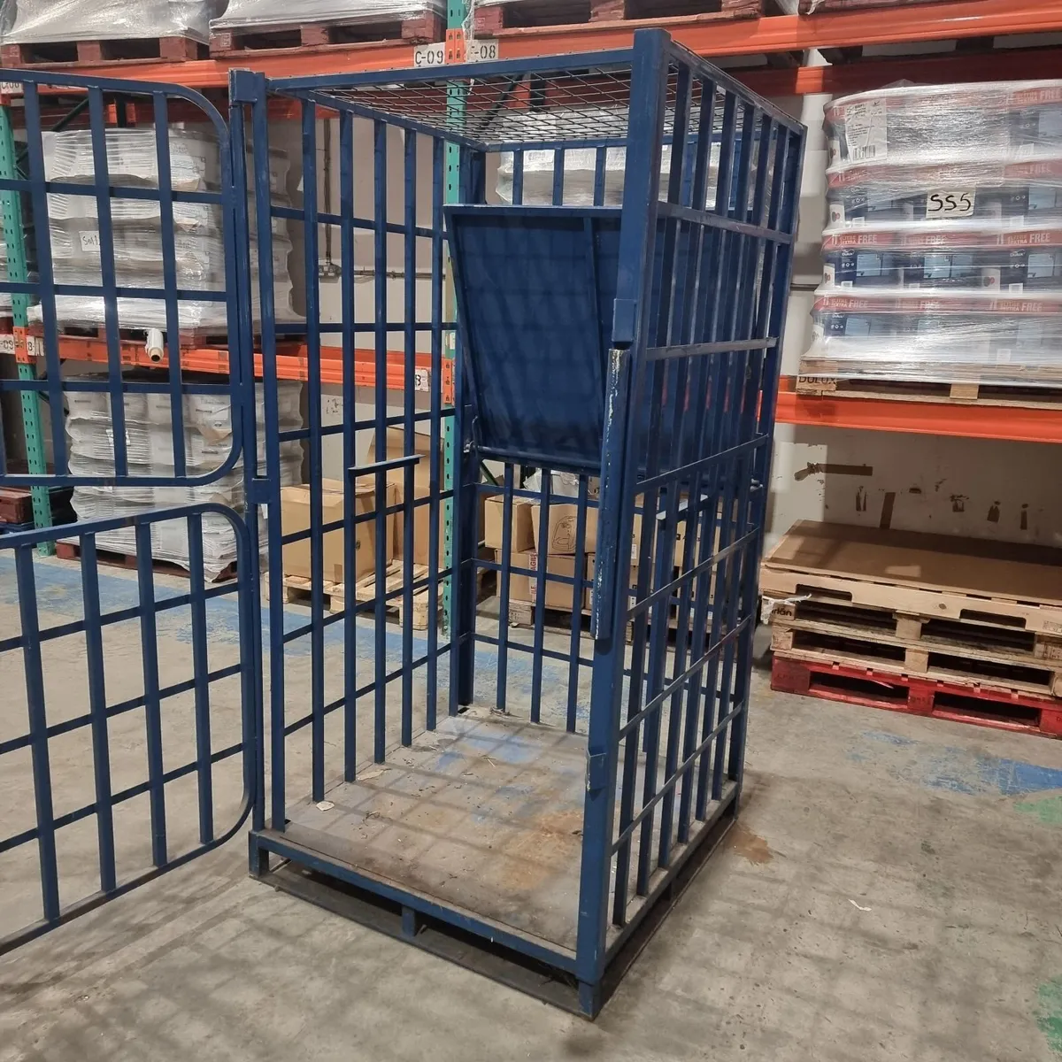 Security Lock Cage - Image 3