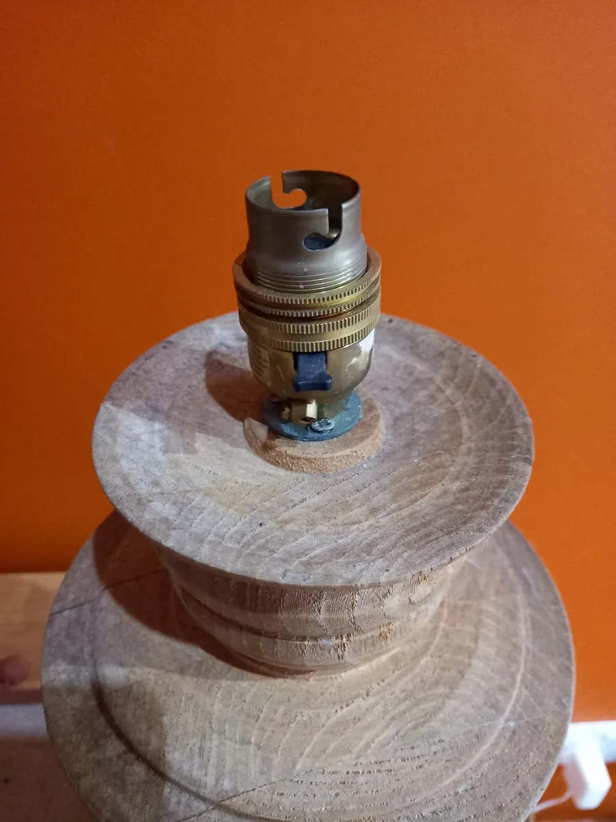 Hand-turned wooden lamp vintage - Image 3