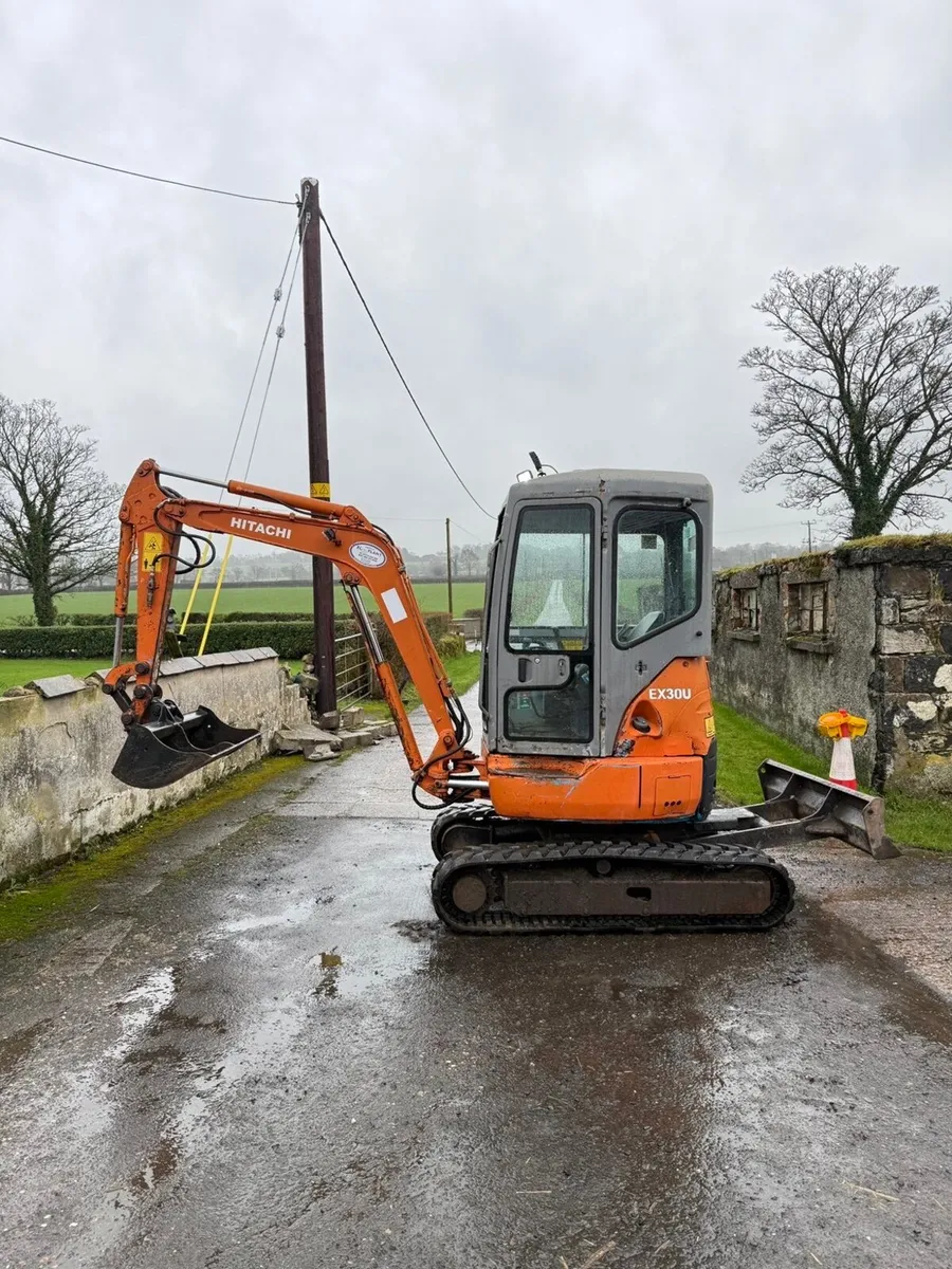 2006 hitachi ex30u - Image 4