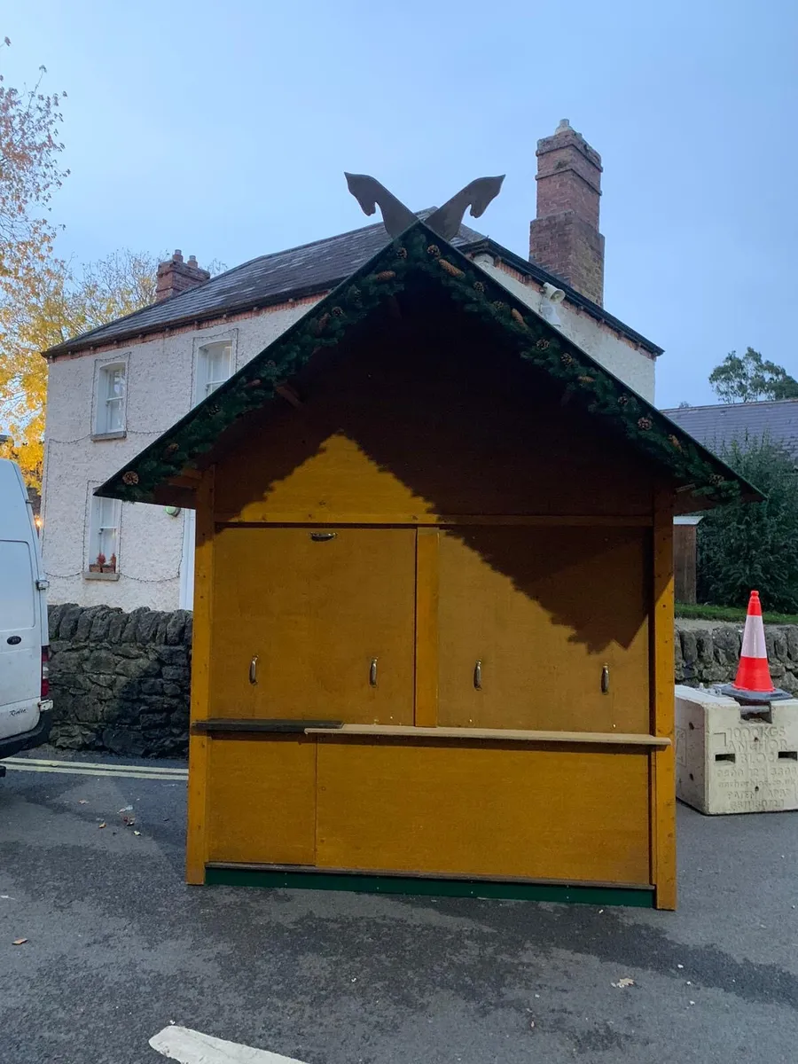 Christmas huts for sale - Image 3