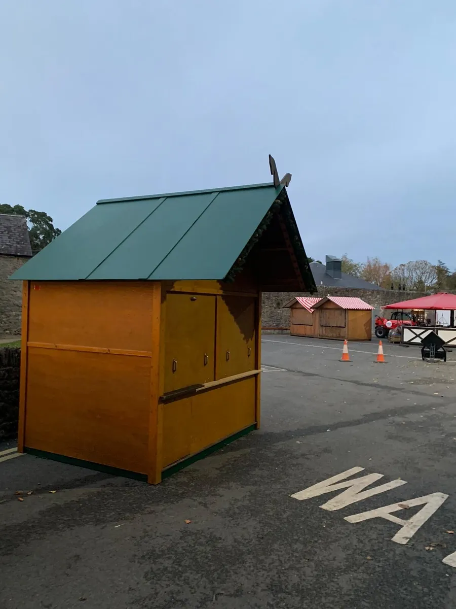 Christmas huts for sale - Image 4