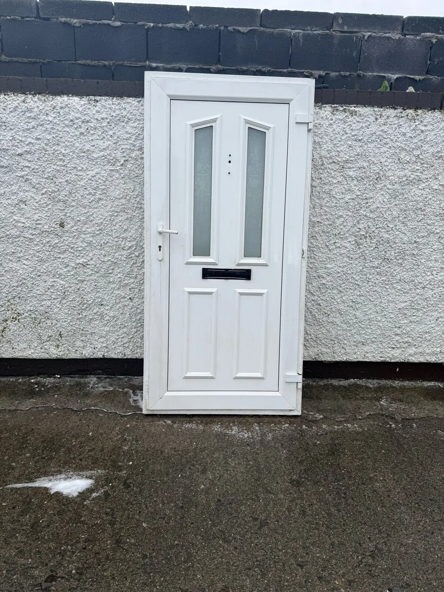 Pvc front door - Image 1