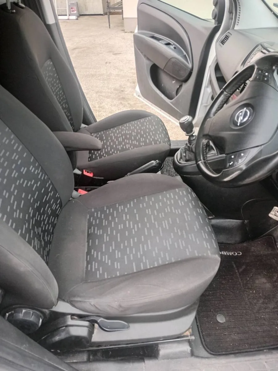 Opel combo 1.6 diesel. - Image 3