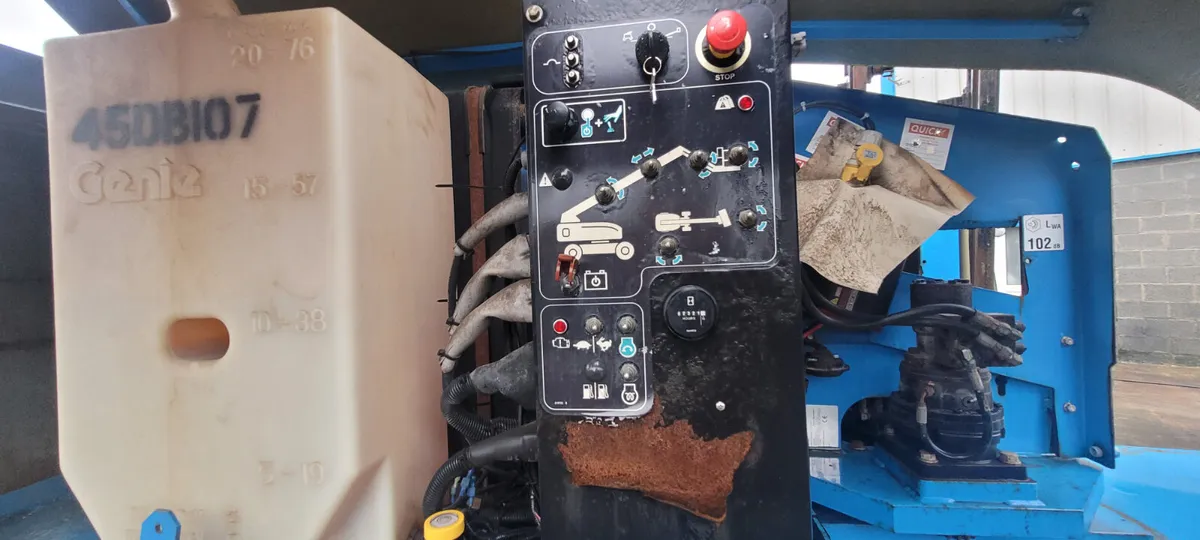 S45 Genie Boom Lifts - Image 4