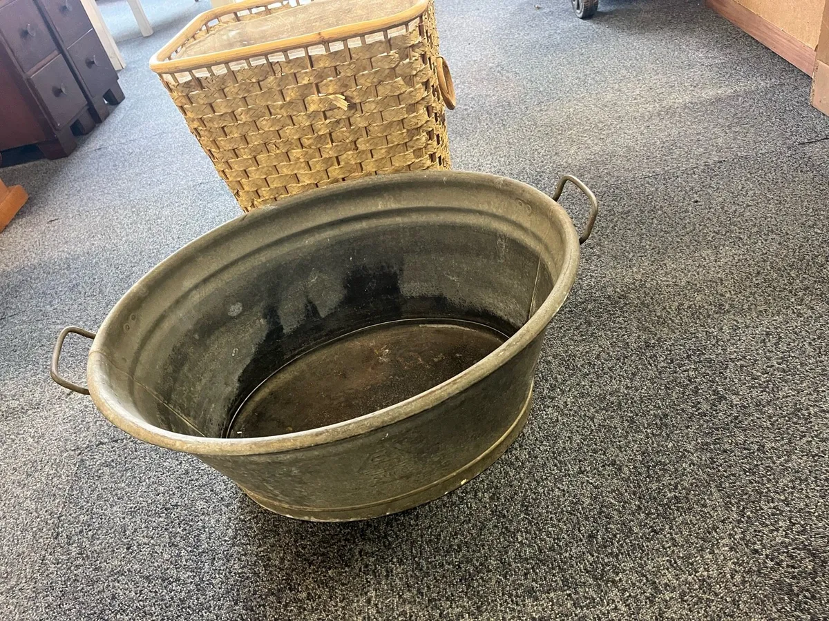 Tin wash tub - Image 1