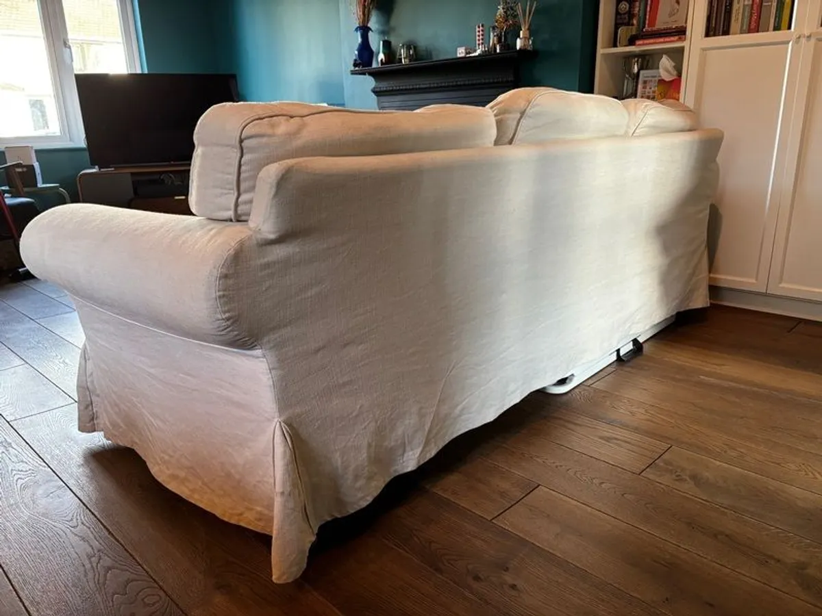 Couch/sofa + new spare covers - Image 3