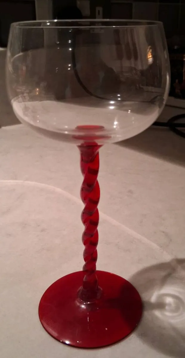 Vintage wine glasses - Image 4