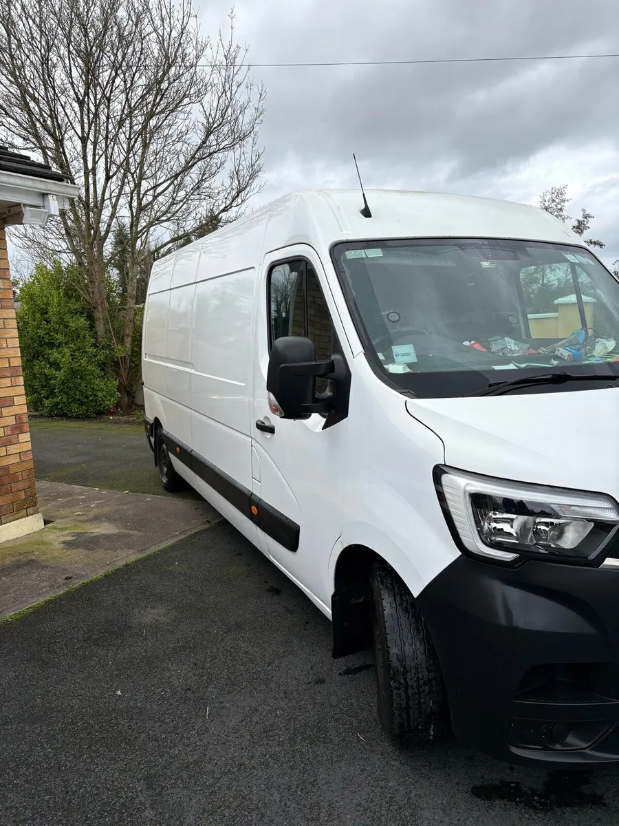 Renault Master - Image 1
