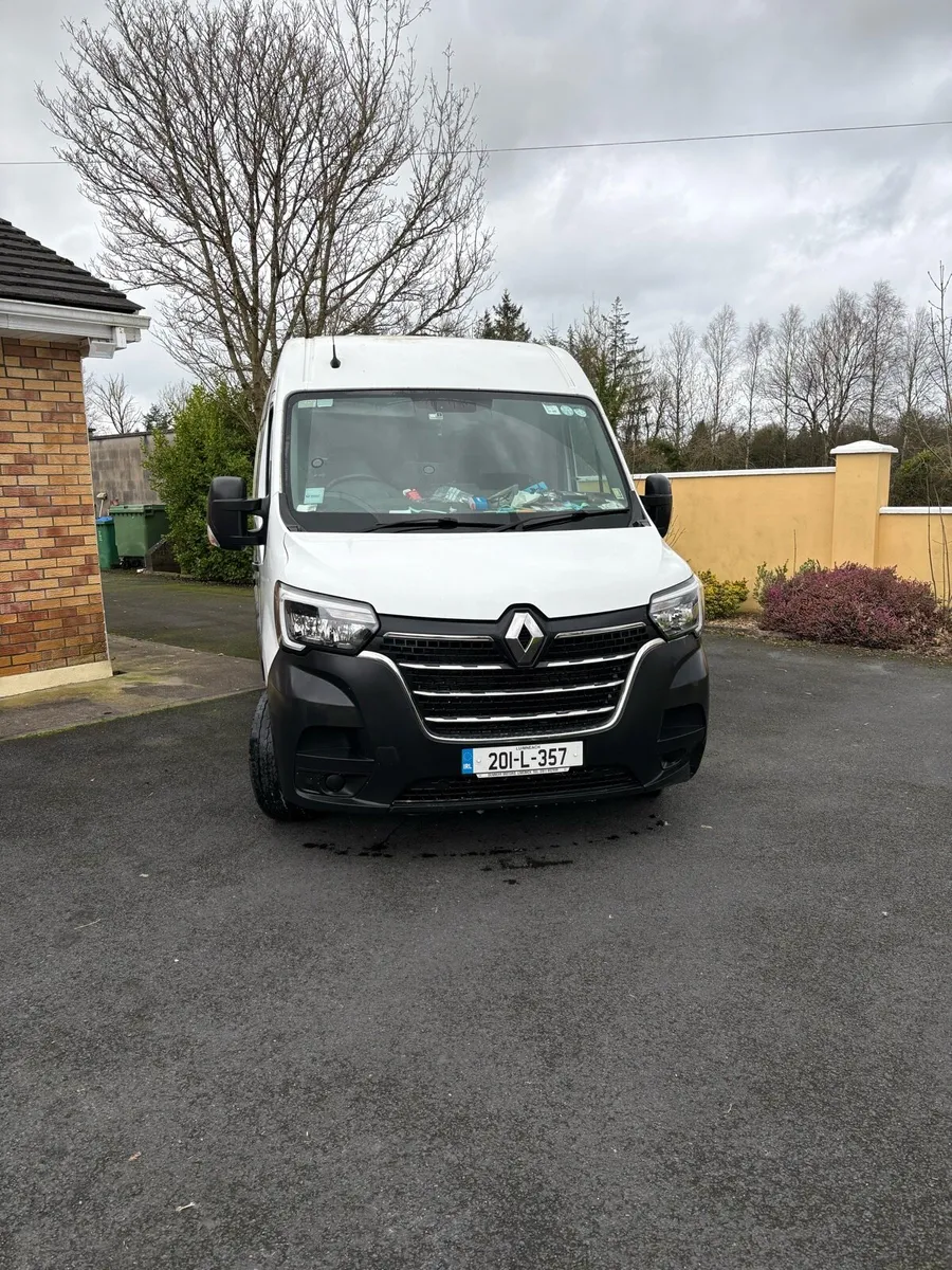 Renault Master - Image 2