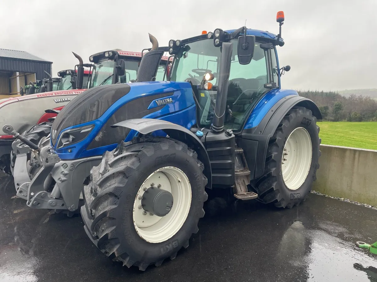 Valtra t214 - Image 2