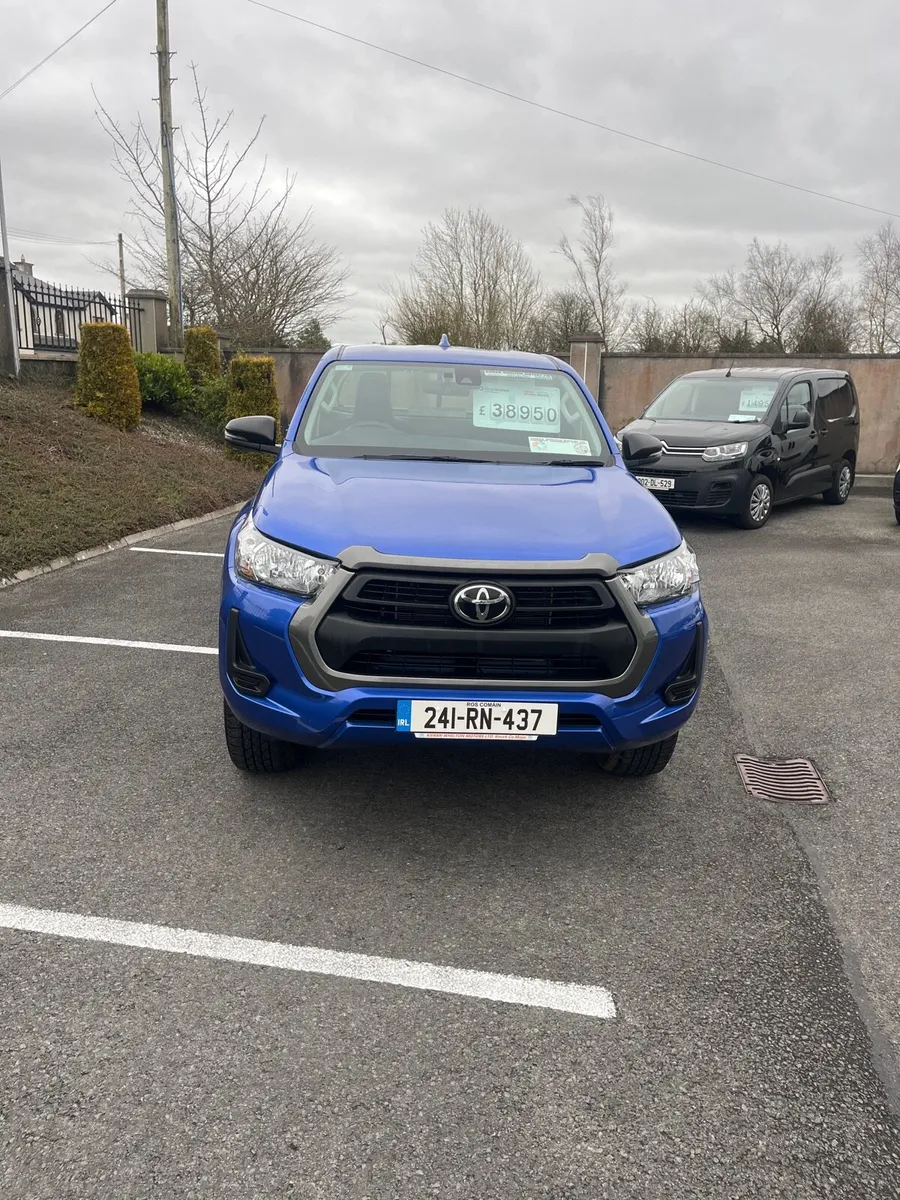 2024 Toyota Hilux 2.4 active single cab - Image 1