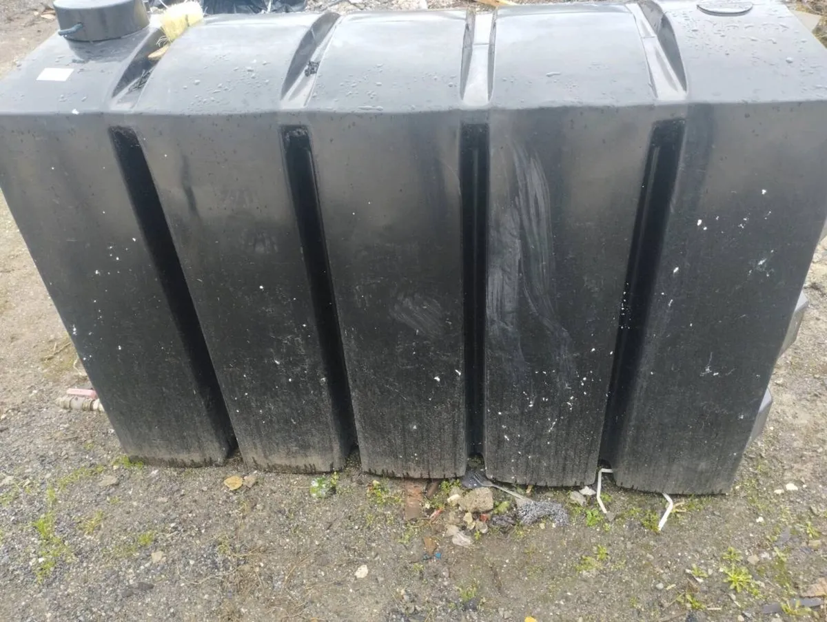 1200 litre water tank - Image 2