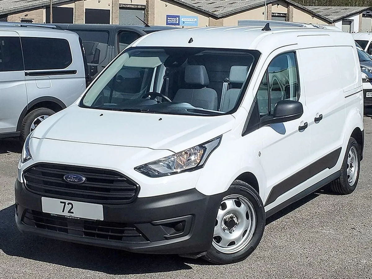 2022 Ford Transit Connect Small Panel Van - Image 4