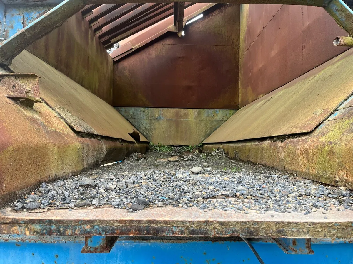 Gravel Hopper - Image 4