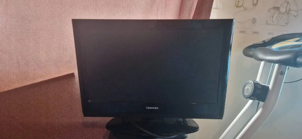 Small Toshiba Tv