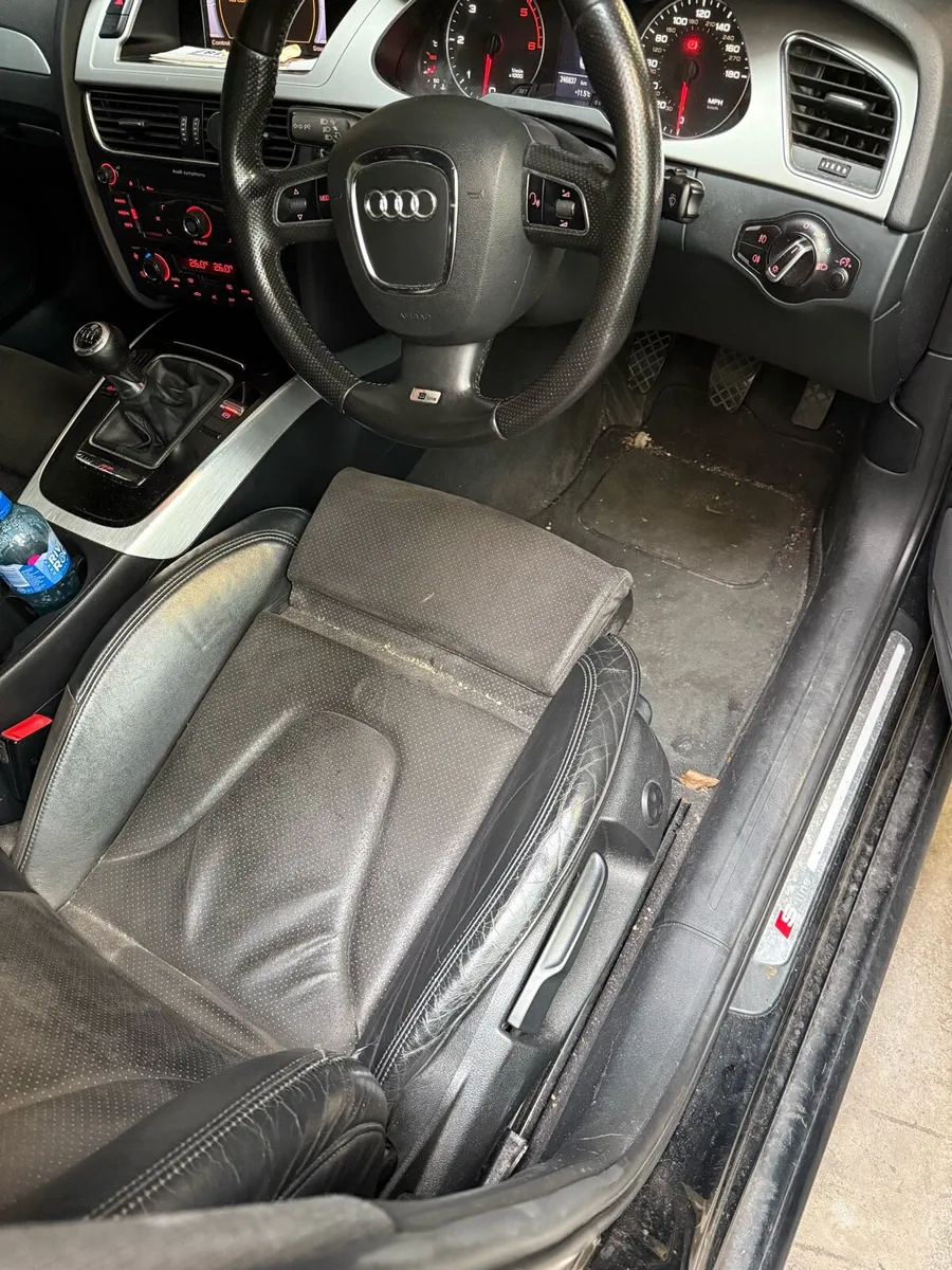 Audi a4 s-line parts or repair - Image 3