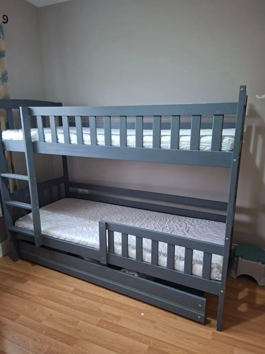 Bunk beds - Image 2
