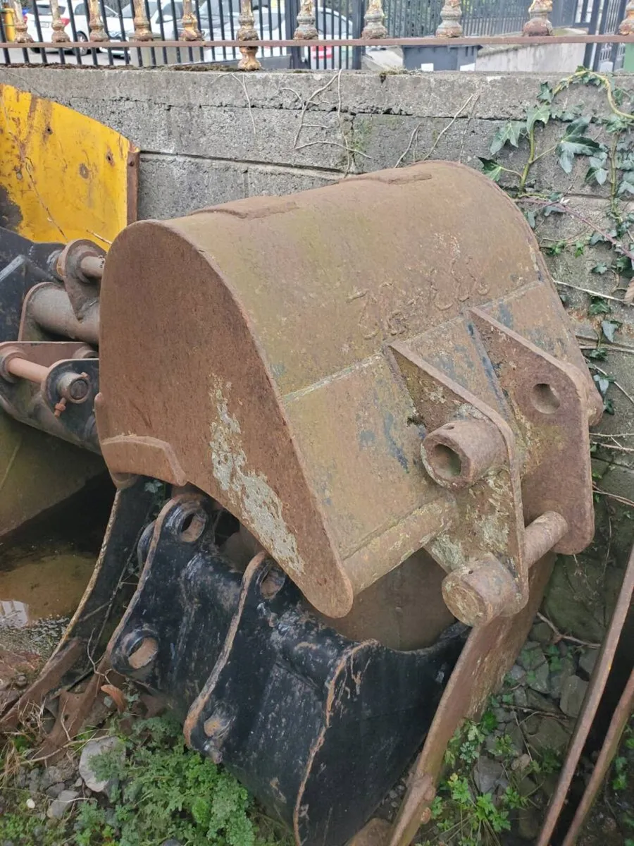 Excavator buckets digger - Image 3