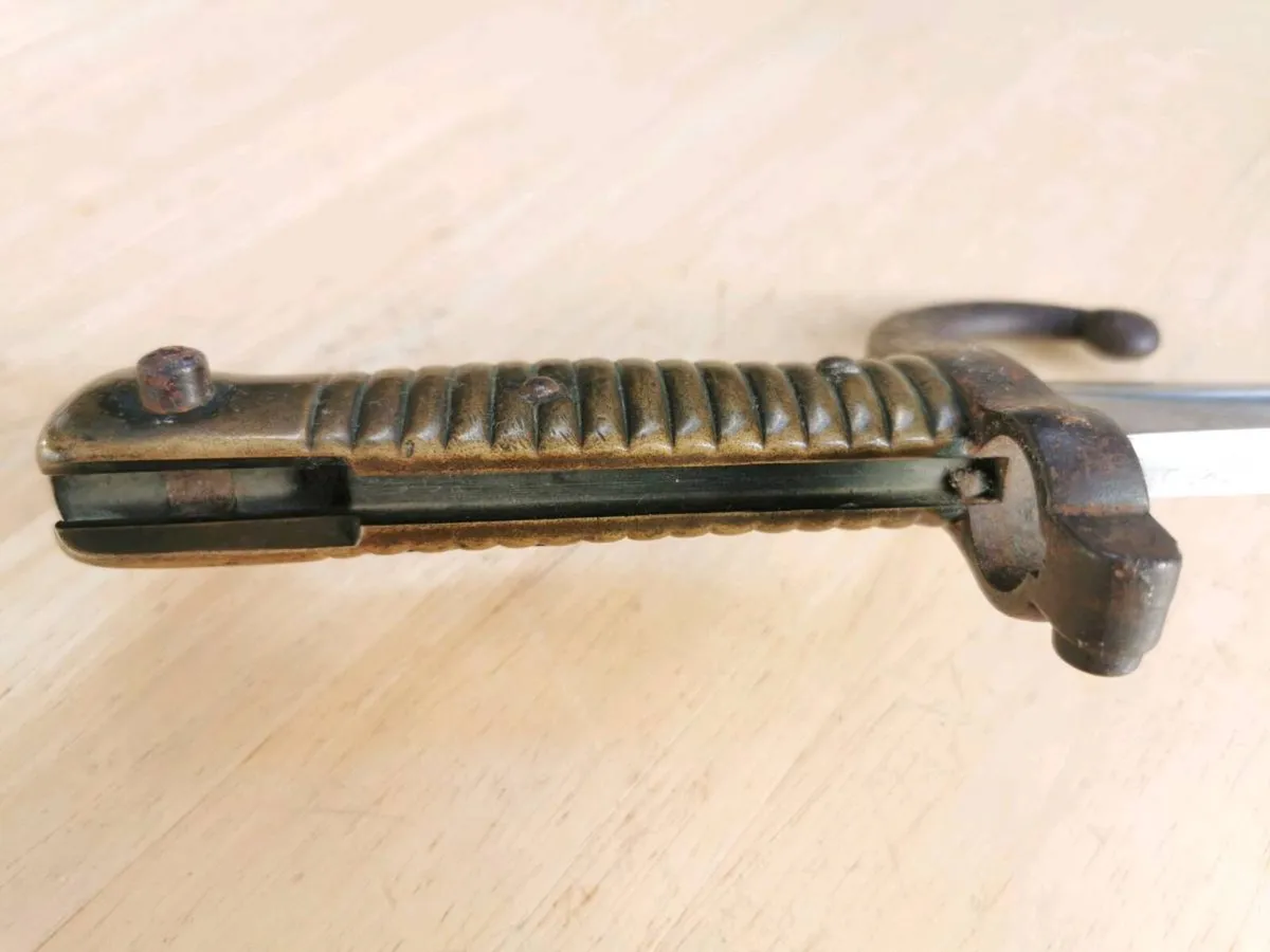 Antique French bayonet - Image 3