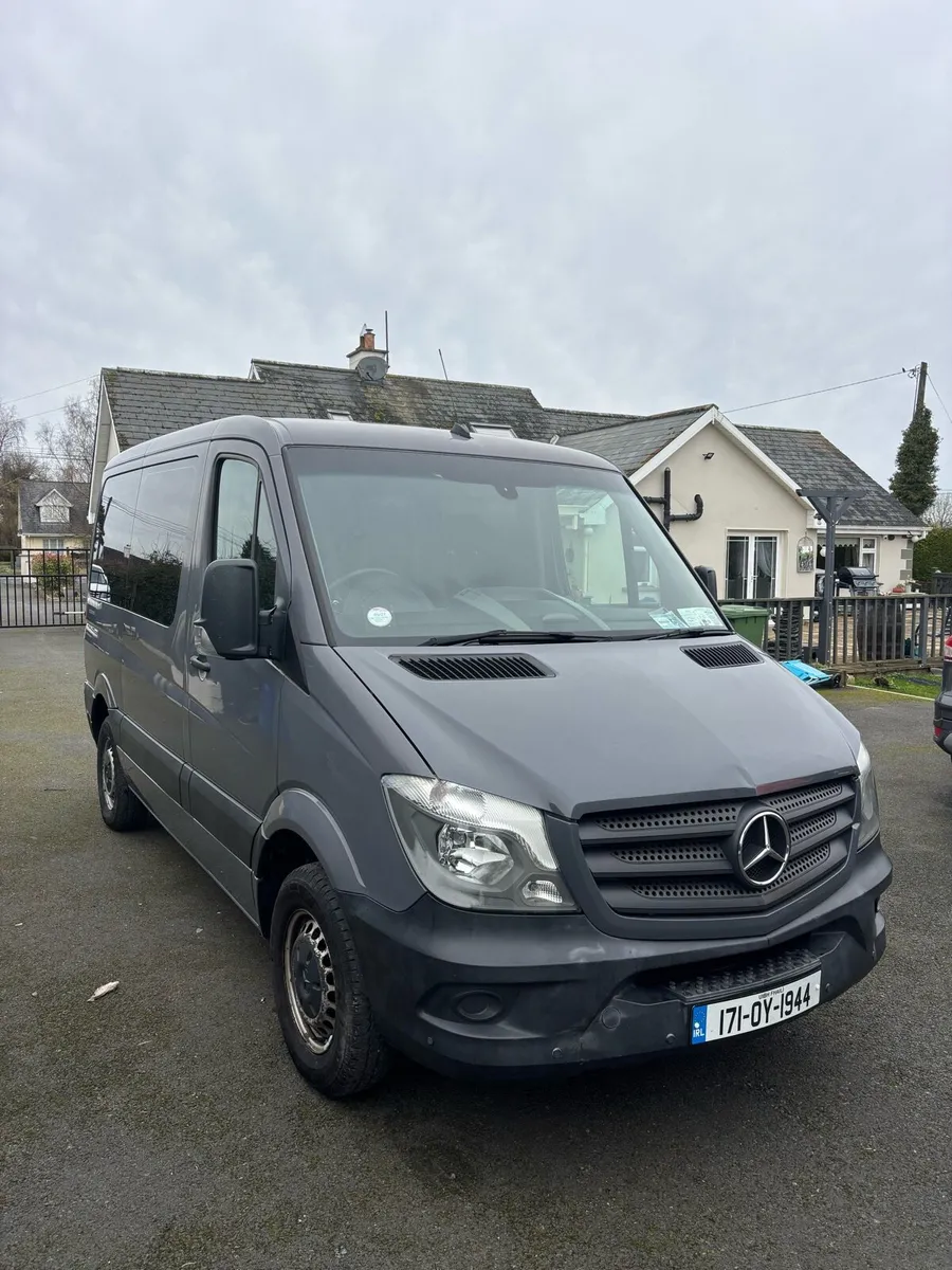 Mercedes Sprinter Wheelchair - Image 2
