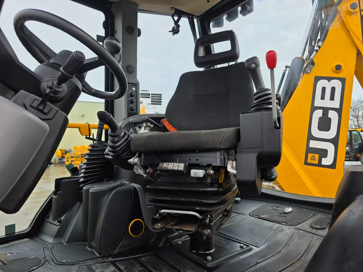 Jcb3cx  2022 - Image 2