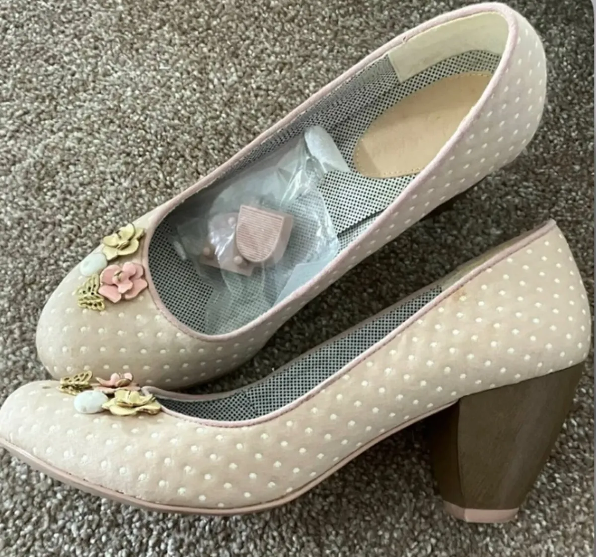 Ladies shoes - Image 1