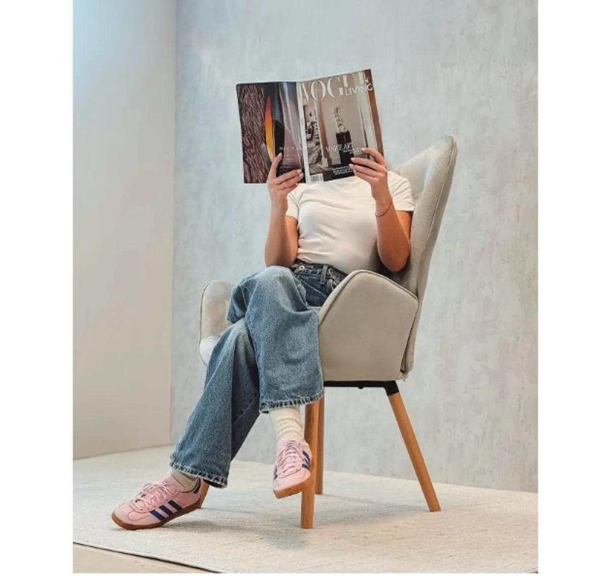 Aurora Light Grey Velvet Wingback Chair - Image 3