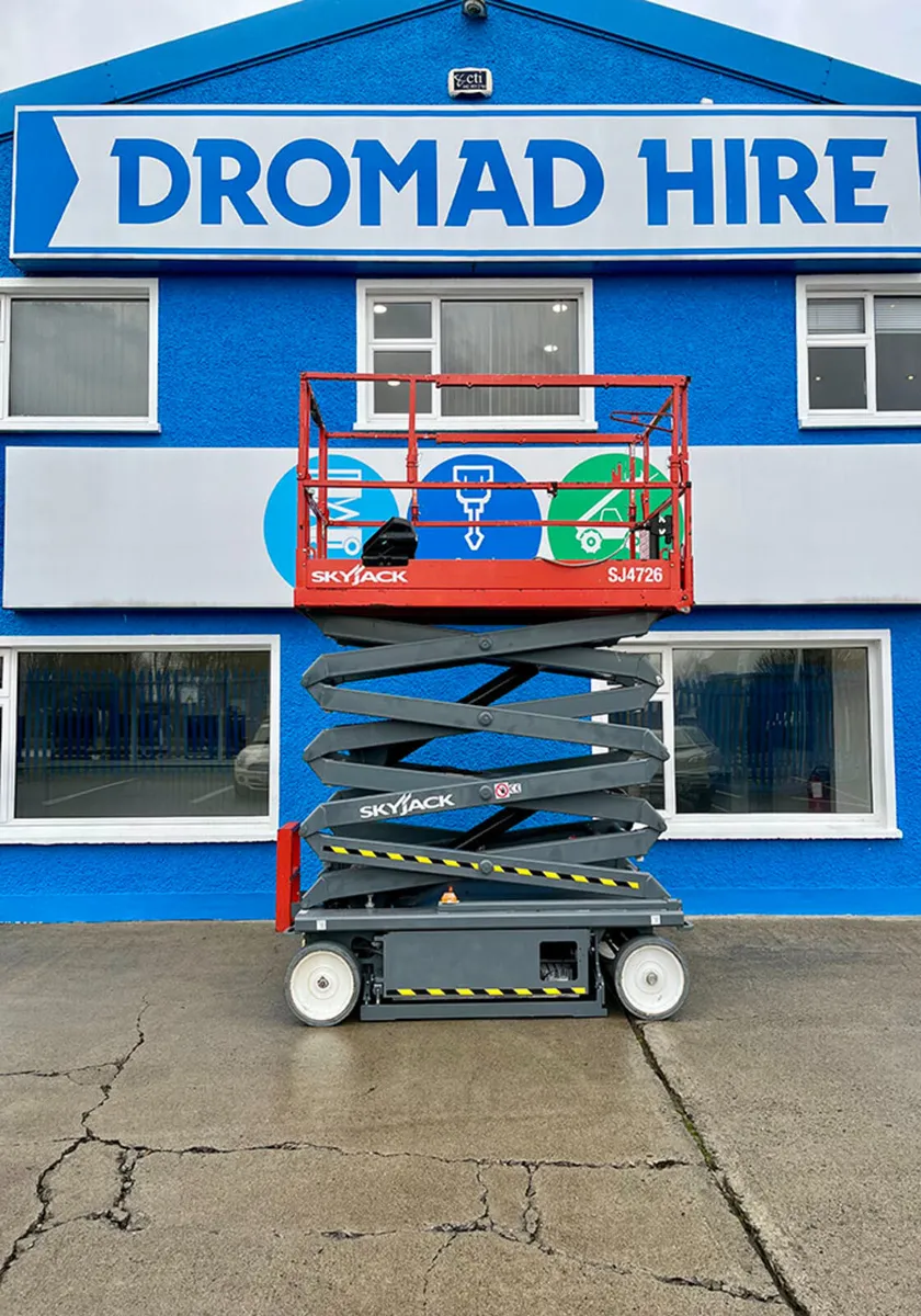 Skyjack SJ4726 Electric Scissor Lift - Image 1