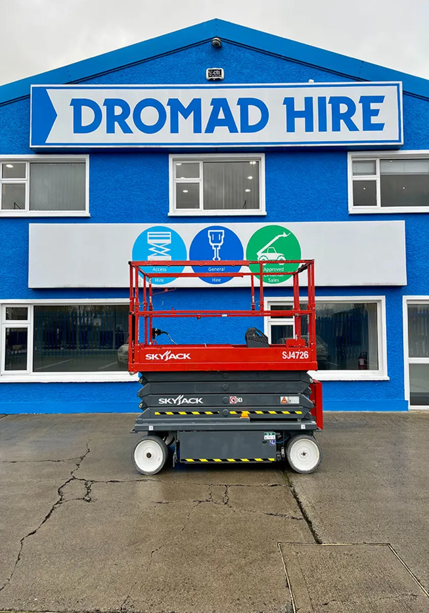 Skyjack SJ4726 Electric Scissor Lift - Image 4